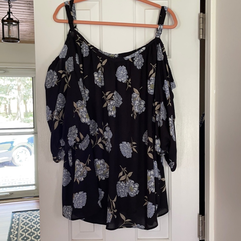 Cold Shoulder top